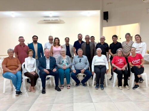 Deputado Marcos Vieira anuncia recursos para melhorias no Centro de Convivência do Idoso