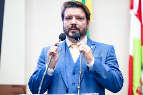 CCJ aprova projeto do Deputado Alex Brasil que garante isenção de ICMS para forças de segurança em Santa Catarina