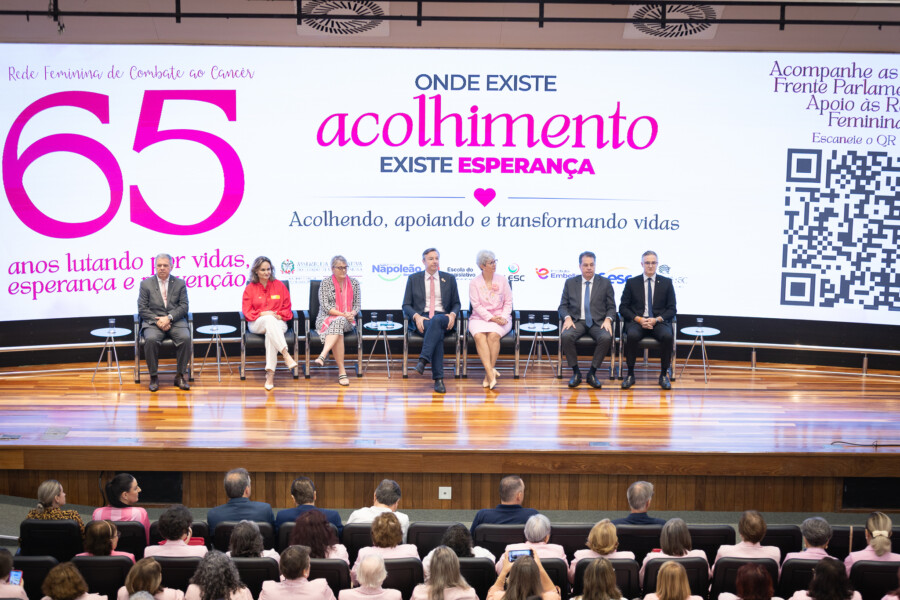 Ato solene foi realizado na manhã desta quarta-feira (6), na Alesc