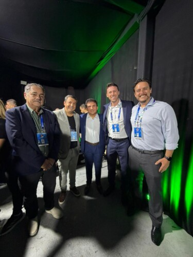 Fernando Krelling representa Alesc na abertura dos Jogos Escolares Brasileiros Sub-18-Voleibol, em Balneário Camboriú