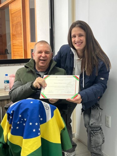 Homenagem celebra superação de atleta de São Miguel do Oeste que vai jogar basquete nos EUA