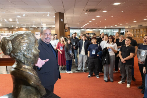 Parlamento Jovem – Visita Guiada e Oficina