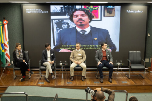 Seminário “Dialogando pela Paz: Construindo relações de respeito e comunidades de cuidado no contexto escolar”