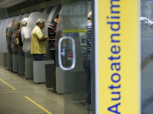 Audiência pública discute fechamento de agências bancárias em Santa Catarina