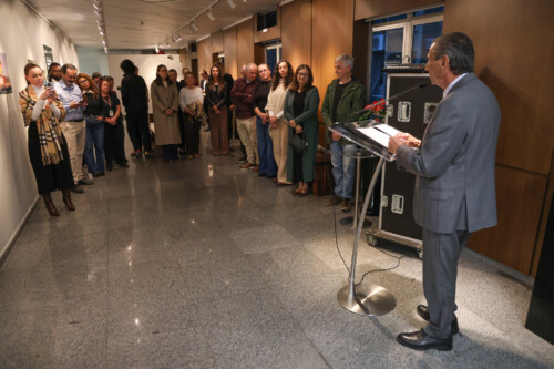 Exposição fotográfica em comemoração ao Dia Estadual da Observação de Aves
